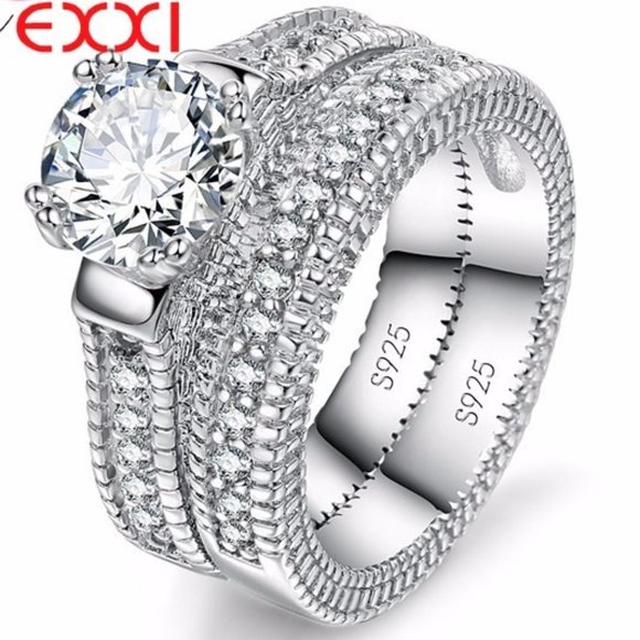 New Classy & Elegant Diamonique & Sterling Silver Wedding Ring Set - Picture 1 of 9